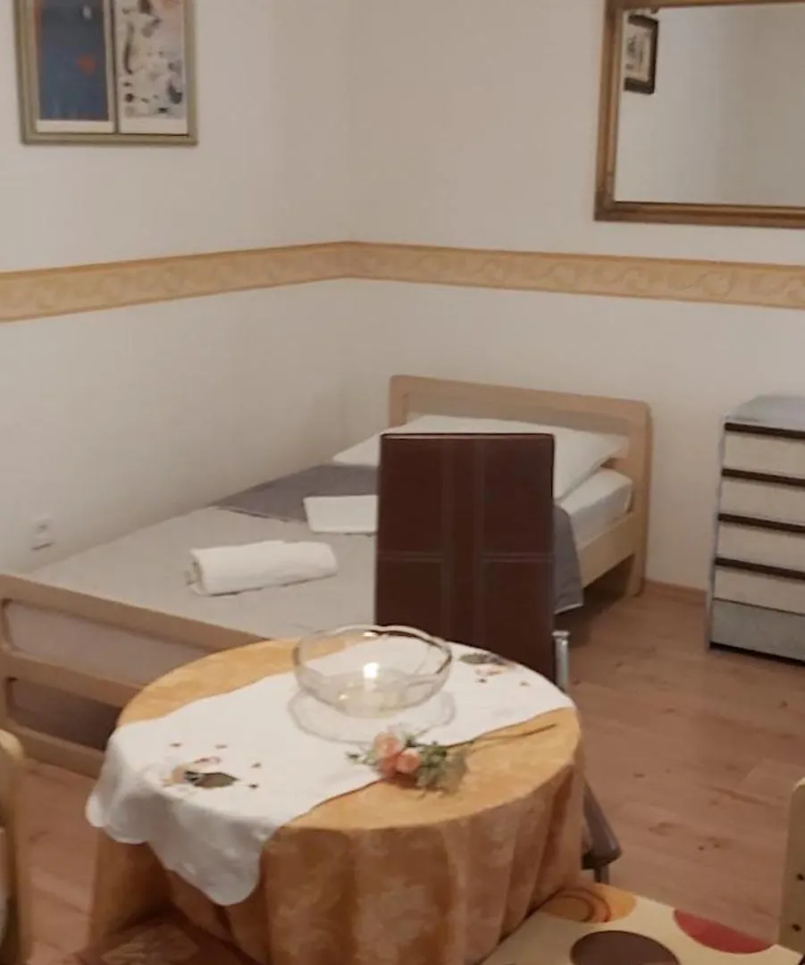 Room-Ivann Split