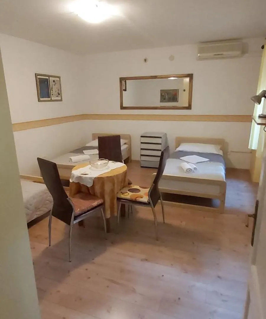 Room-Ivann Split 0*,  Croatia